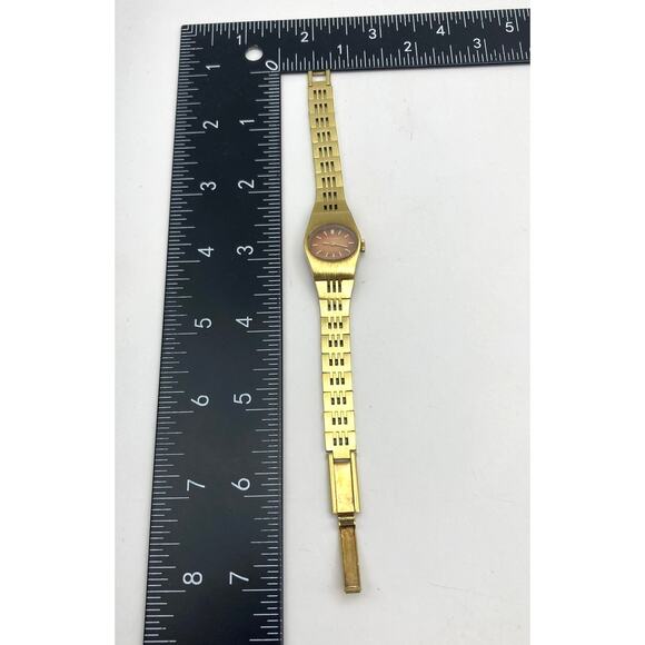 Vintage Wittnauer Women\'s Mechanical Watch 19mm Unique Extension Band Works main image 4